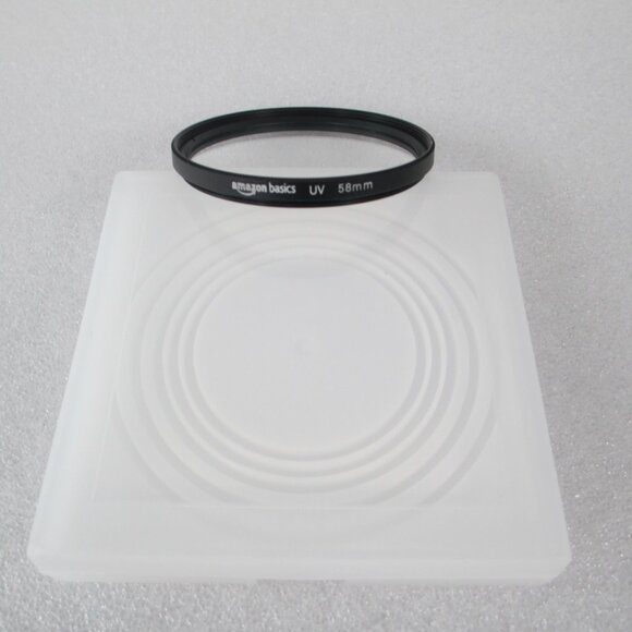 AMAZON BASICS 58MM UV LENS FILTERS CAPS - Picture 6 of 8
